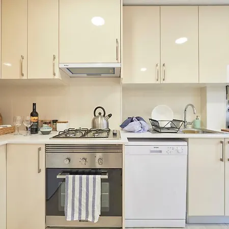 Light With Amazing Balcony, By Timecooler Appartement Lisboa